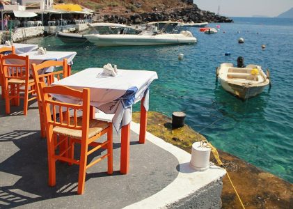 Circuit de découverte de la gastronomie et des vins grecs : Athènes, le Péloponnèse, Naxos et Santorin – 12 jours