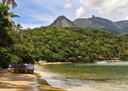 Découvrez les villes colorées, les chutes d&rsquo;eau et les plages du Brésil – 12 jours