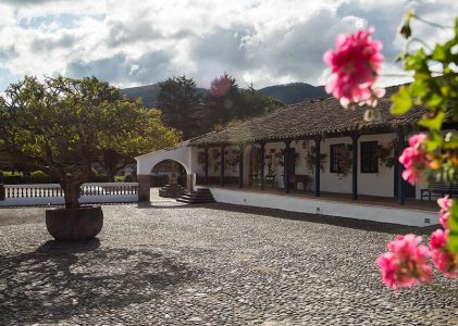 Escapade de luxe dans les hauts plateaux équatoriens : Culture, aventure et ciel ouvert – 7 jours