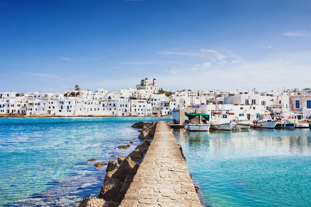 Escapade dans les Cyclades : La Grèce à la découverte des îles de Mykonos, Paros et Santorin – 10 jours