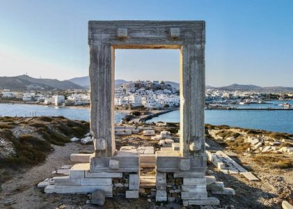 Merveilles antiques et culture locale à Naxos, en Crète, à Athènes et à Corfou – 12 jours