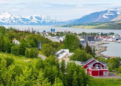 Reykjavík, le Cercle d&rsquo;or, la côte sud, la péninsule de Snæfellsnes, les fjords de l&rsquo;Est, le lac Mývatn et Akureyri : Meilleures idées d&rsquo;itinéraires